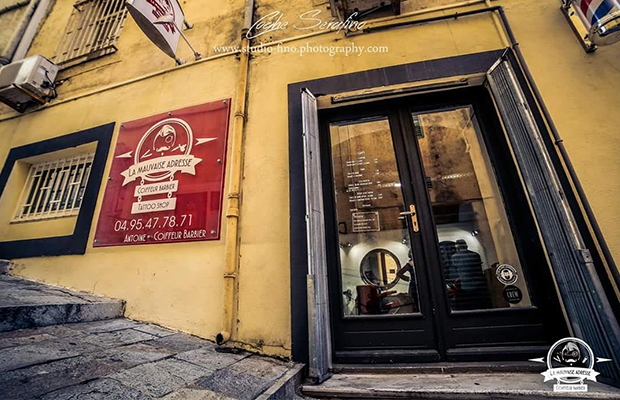 Un Salon Qui Allie Coiffure Et Tatouage Biblond Pour Les Coiffeurs