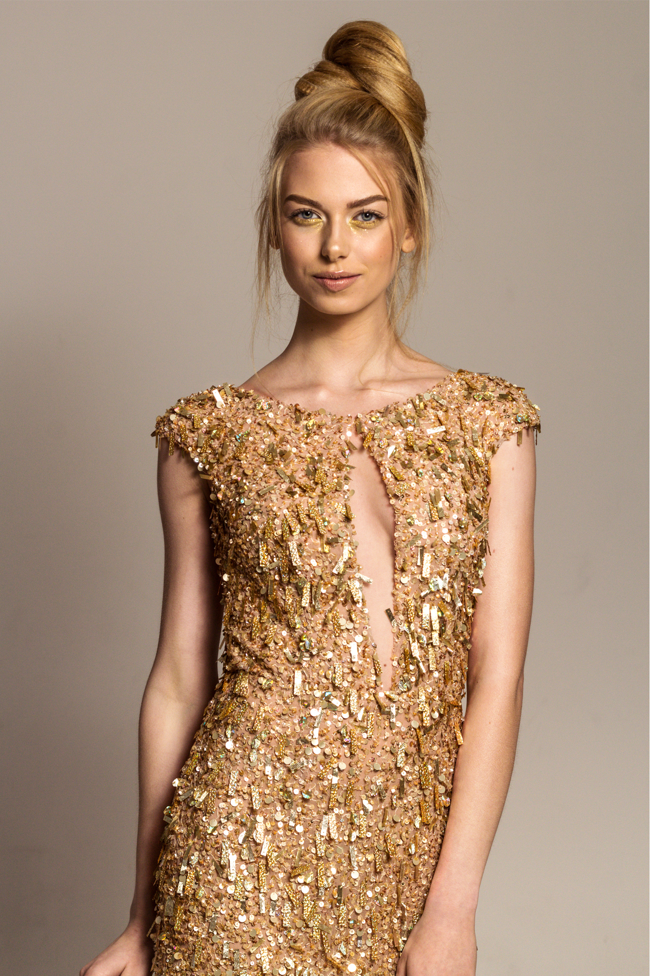 sabine-roger-domenech-2016-my-godness_hd1