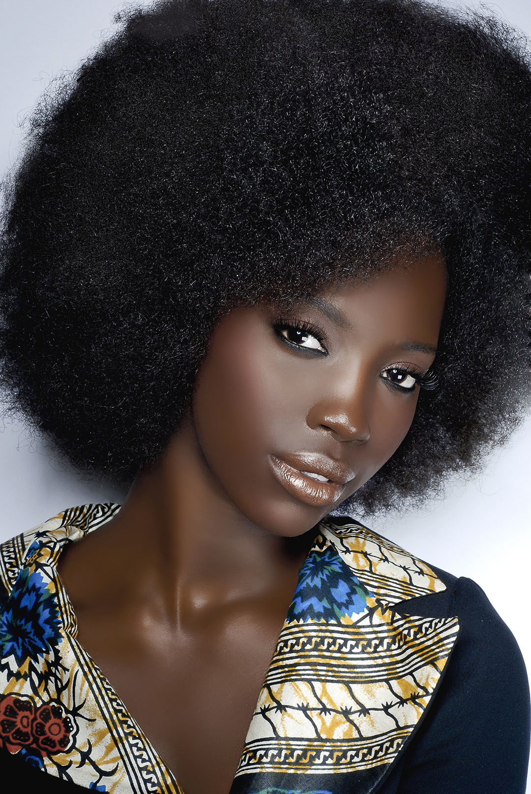 Retour Aux Cheveux Naturels Chez Les Femmes Noires Biblond Pour Les
