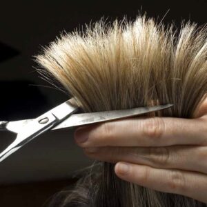 Se couper les cheveux pour rompre avec le passé