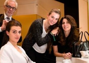 Alexandre de Paris coiffeles débutantes du Bal 2012