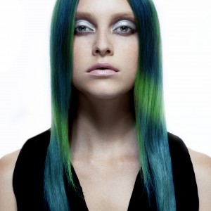 Coloration verte et bleue par Michael Marenco