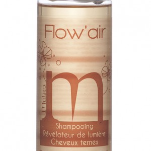 Mulato révèle la lumière des cheveux