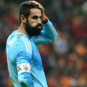 Barbe interdite dans un club de foot turc