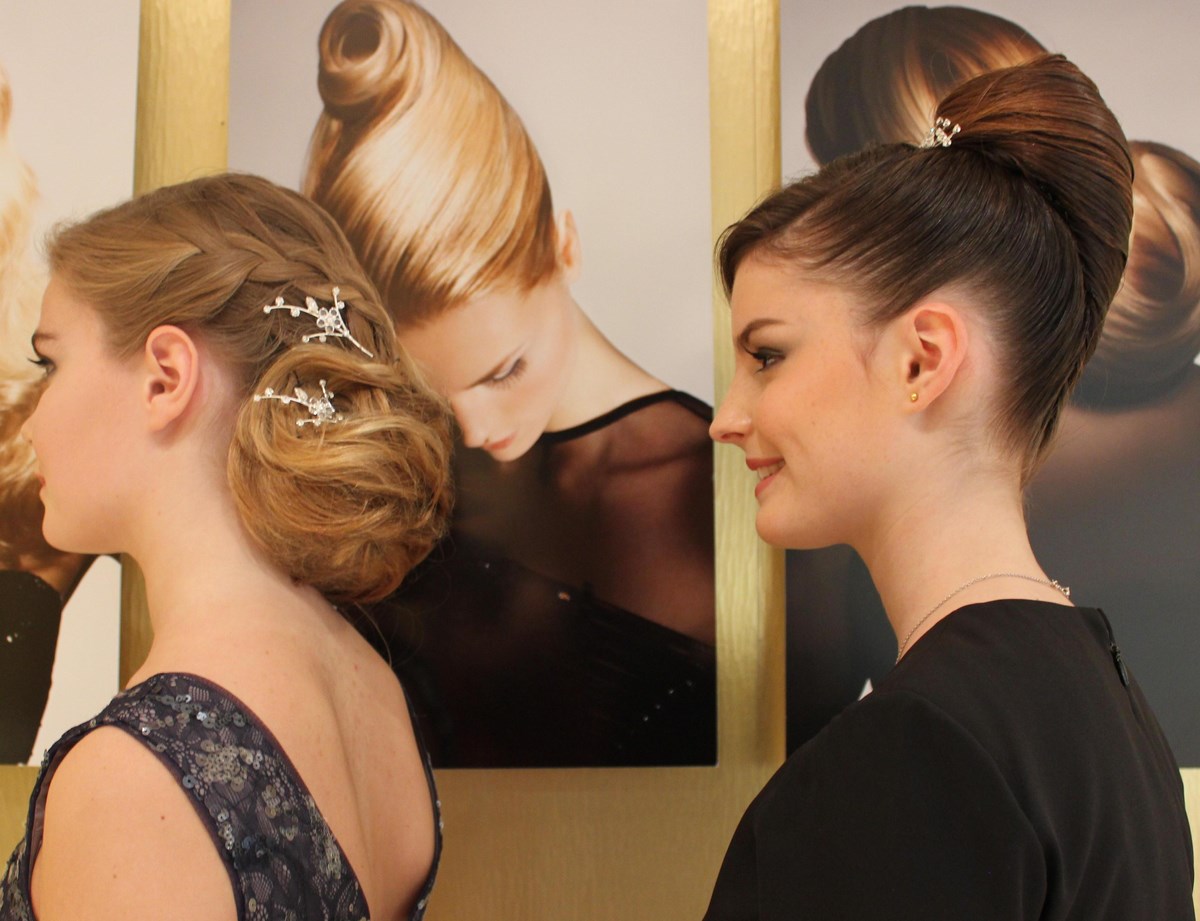 Alexandre de Paris coiffeur officiel du bal des débutantes ...