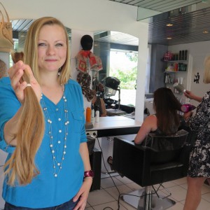 Proposez à vos clients de faire don de leurs cheveux pour les malades du cancer