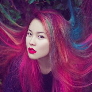 Top 10 coiffures feu d’artifice avec le Rainbow Hair
