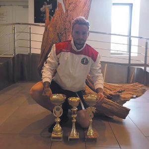 Il n’y a pas que la coiffure dans la vie : MAXIME HELLEC, UNE FORCE DE LA NATURE