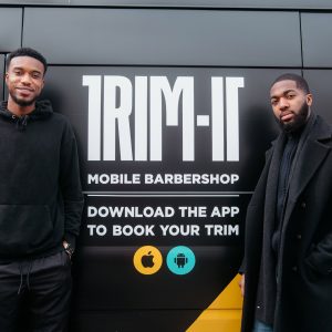À Londres, le coiffeur barbier vient à la rencontre de ses clients
