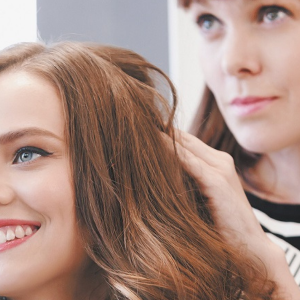 Le dossier #98/99 : une reconversion dans la coiffure ? Ils ont dit oui !