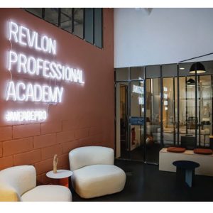 Revlon, une académie flambant neuve