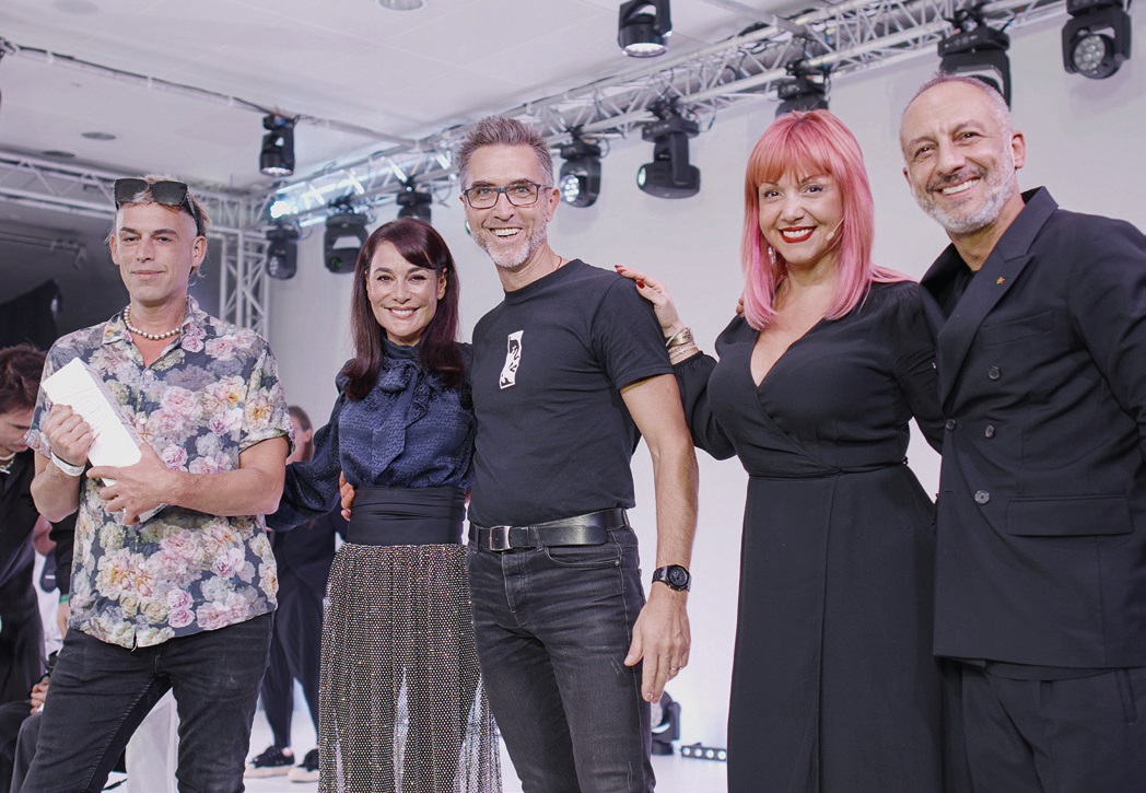 Equipe de coiffeurs professionnels de la marque Toni & Guy, regroupé lors d'un événement