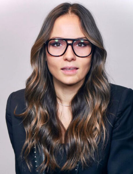 Portrait de la coiffeuse de Justine Gaubert