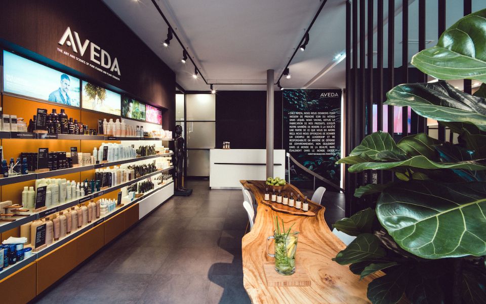 Comment AVEDA aide les salons à atteindre jusqu’à 20 % de revente ?